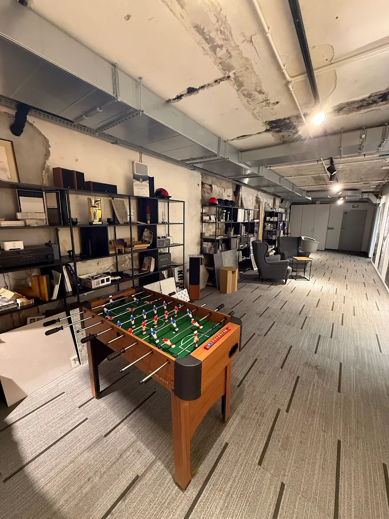 Przestrzeń do pracy kreatywnej z piłkarzykami